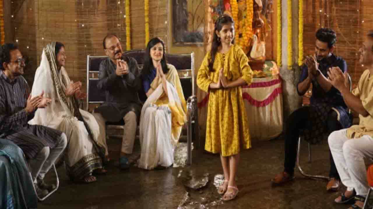 New Bengali Song: সরস্বতী পুজোর আগেই প্রকাশ্যে প্রেমের গান 'তোকে পাব বলে' New Bengali Song: সরস্বতী পুজোর আগেই প্রকাশ্যে প্রেমের গান 'তোকে পাব বলে'
