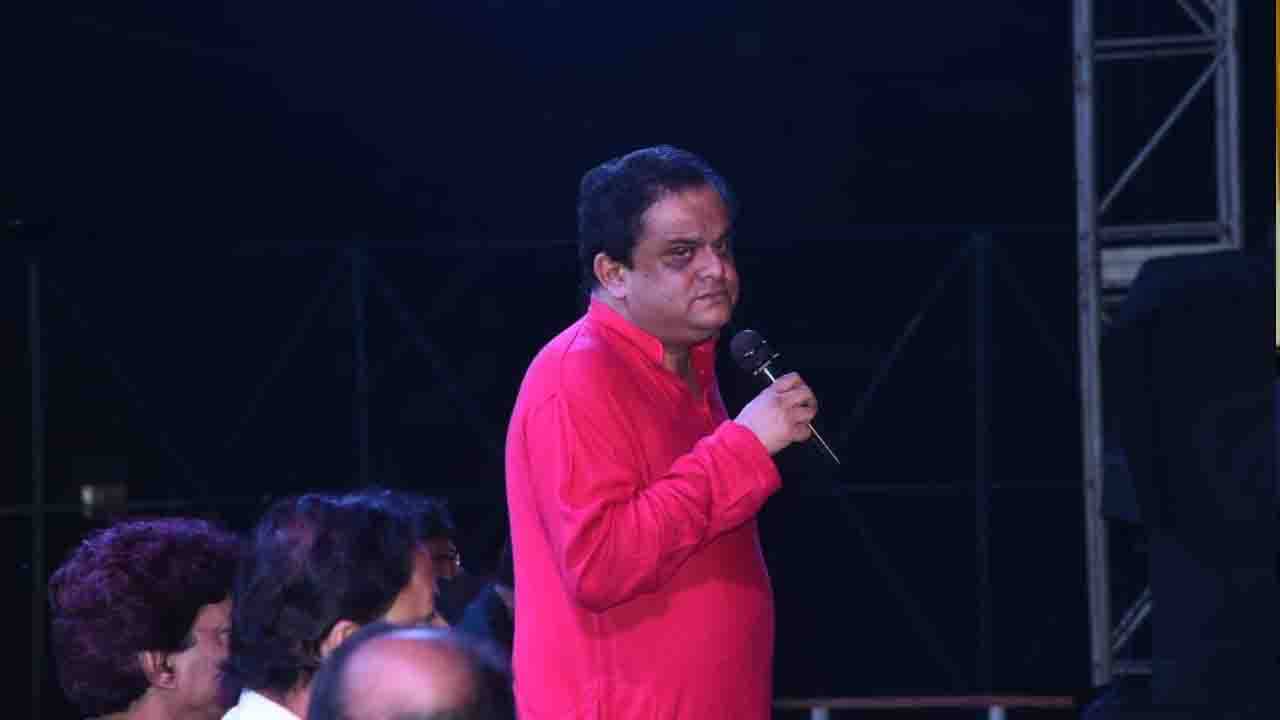 Bratya Basu: মীরজাফর নাটকের জন্য সাহিত্য অকাদেমি পুরস্কার পাচ্ছেন ব্রাত্য বসু