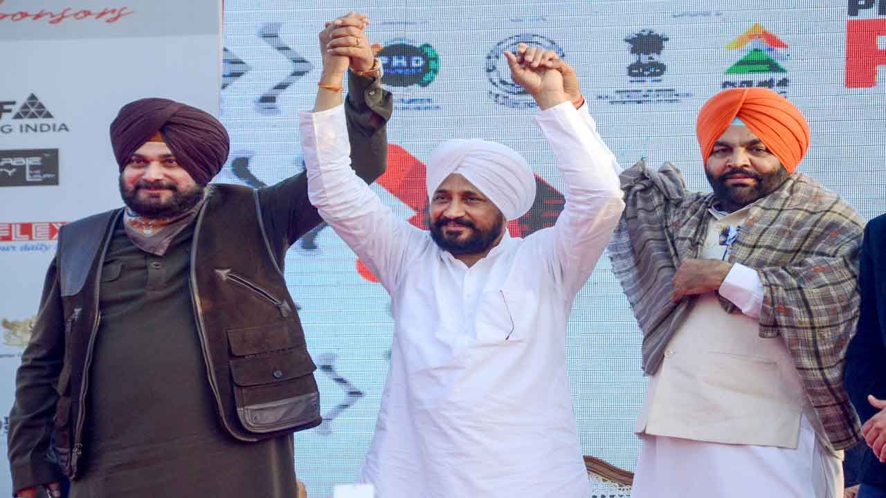 Punjab CM Attacks AAP: 'দিবাস্বপ্ন দেখছে খাস পার্টির লোকেরা', প্রচারে নেমে চাঁচাছোলা আক্রমণ মুখ্যমন্ত্রী চন্নির