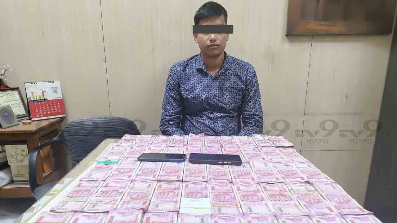 STF Arrested one: পুরভোটের মুখে শহর থেকে কোটি টাকা উদ্ধার, গ্রেফতার ১