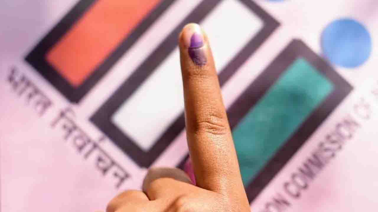 West Bengal Municipal Election 2021: বাইশের ভোটের নিরাপত্তা নিয়ে বৈঠক ডাকল নির্বাচন কমিশন