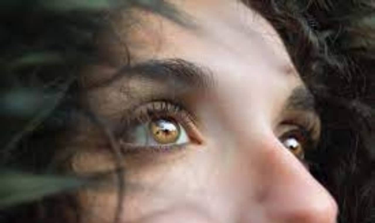 Dry Eyes in Winter: শুধু ত্বকই নয়, শুষ্ক চোখের সমস্যা দেখা যায় শীতকালে! চোখের এমন সমস্যা হলে কী করবেন?