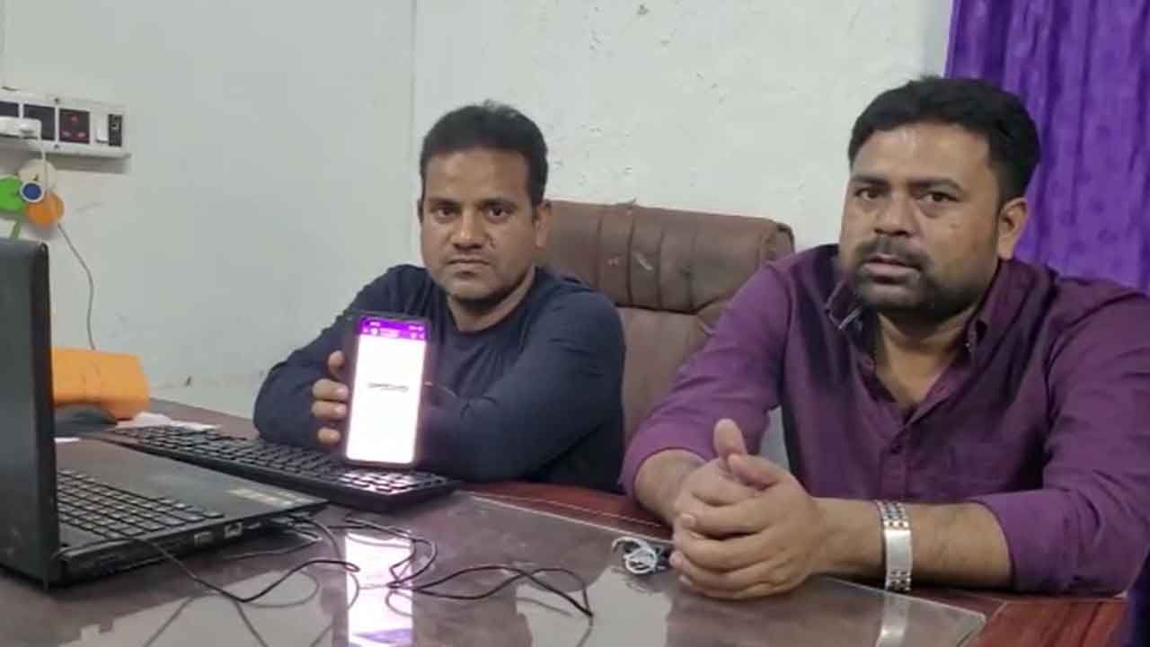 Maldah Fraud Case: 'জয়েন্ট বিডিও বলছি...', ফোন আসতেই ২০ হাজার টাকা অনলাইনে পাঠিয়েছিলেন তৃণমূল নেতা, সর্বনাশটা বুঝলেন পরে