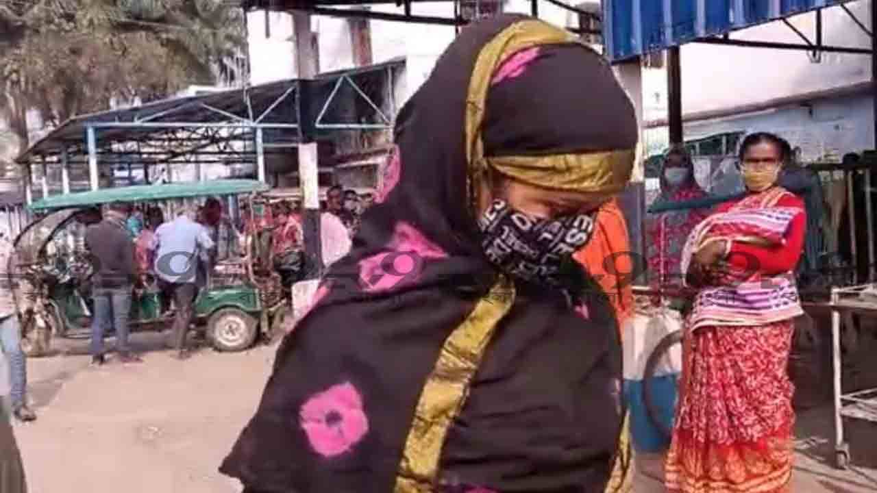 Crime News: যে দোষ করবে সে মার খাবে, প্রাক্তন প্রেমিককে গুলি করে সদর্পে বলল নাবালিকা প্রেমিকা