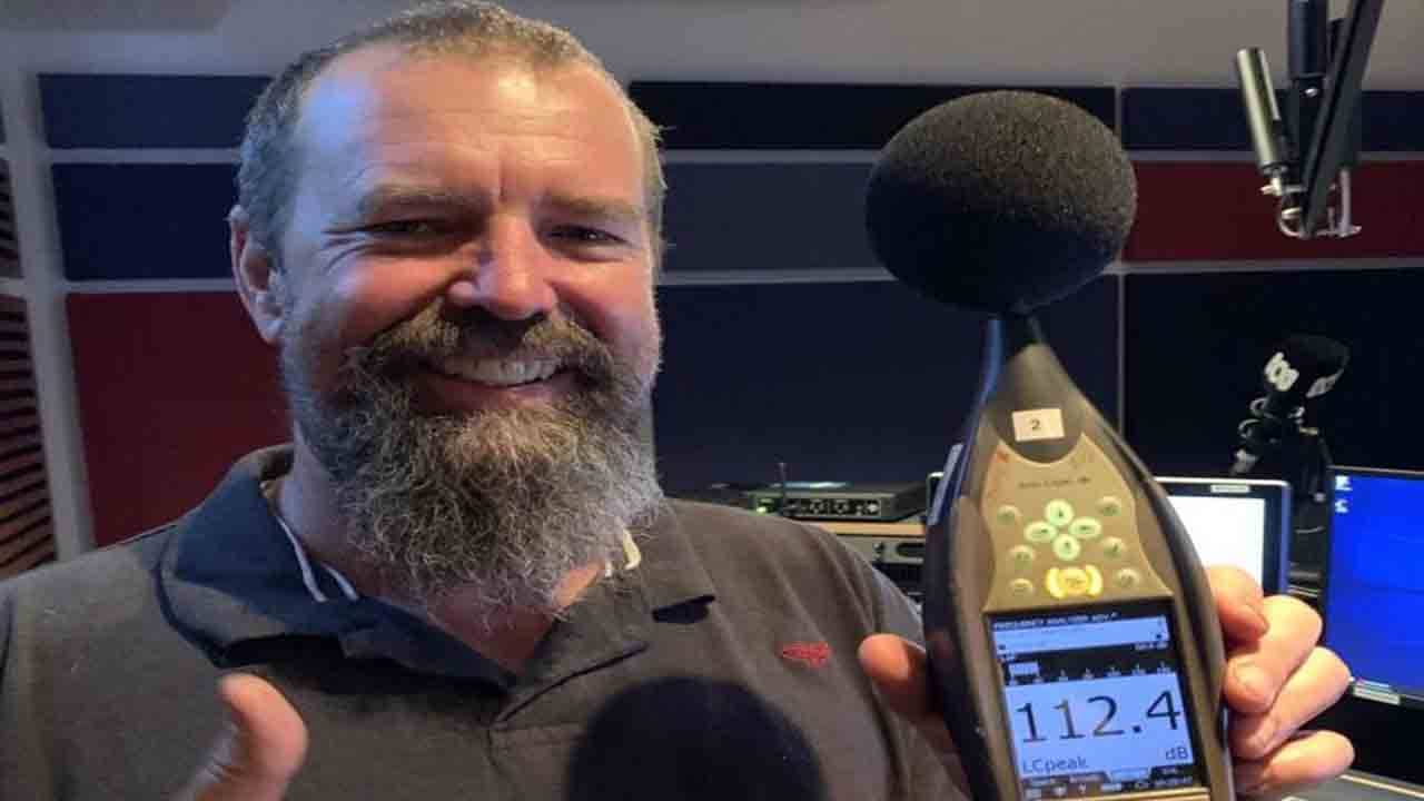 Viral Video: ঢেকুর তুলে বিশ্ব রেকর্ড! সবচেয়ে জোরে আওয়াজ করে ঢেকুর তুলে গিনেস ওয়ার্ল্ড রেকর্ড গড়েছেন অস্ট্রেলিয়ার যুবক