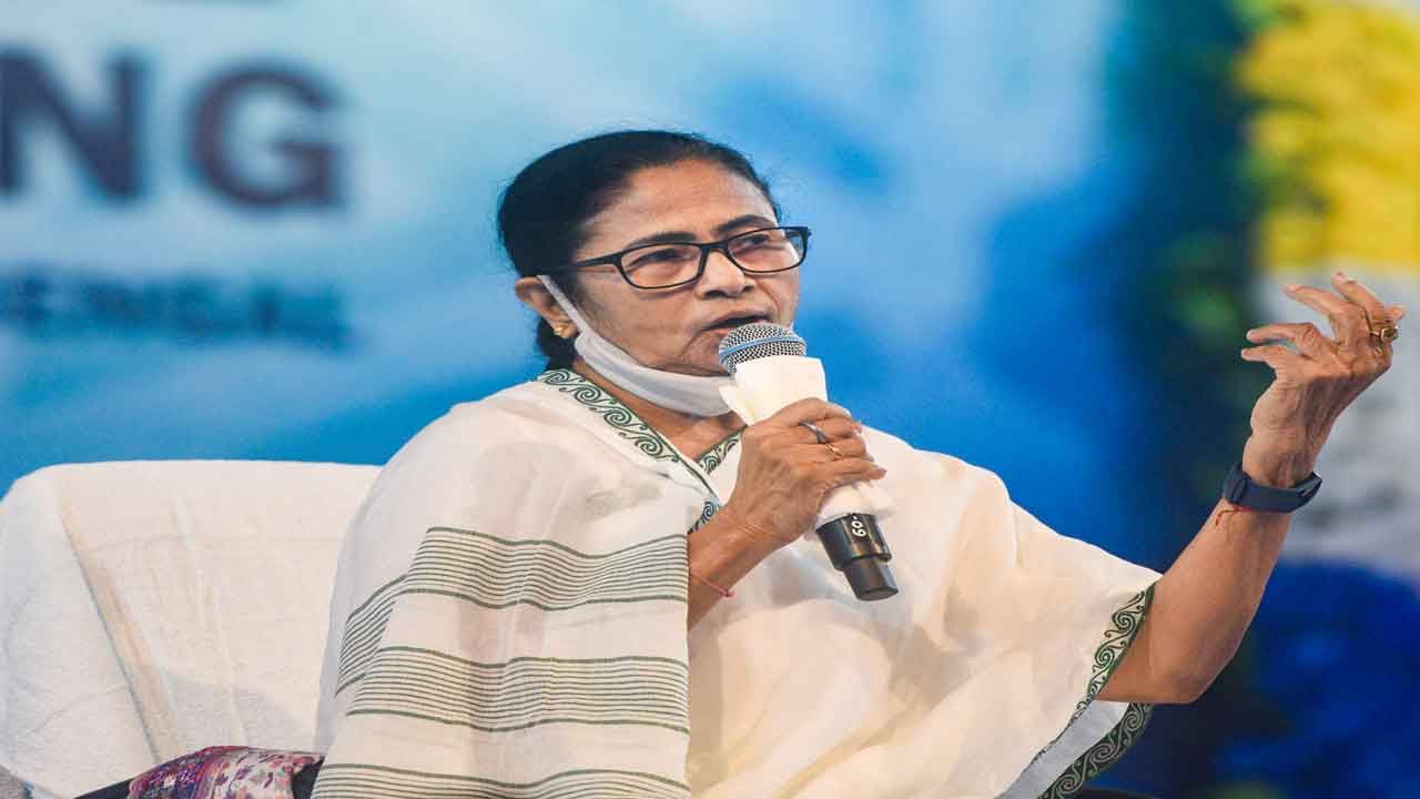 Mamata Banerjee's Goa Visit: রবিবাসরীয় আসর জমাতে সৈকত শহরে মমতা-অভিষেক, বেঁধে দেওয়া হবে প্রচারের সুর