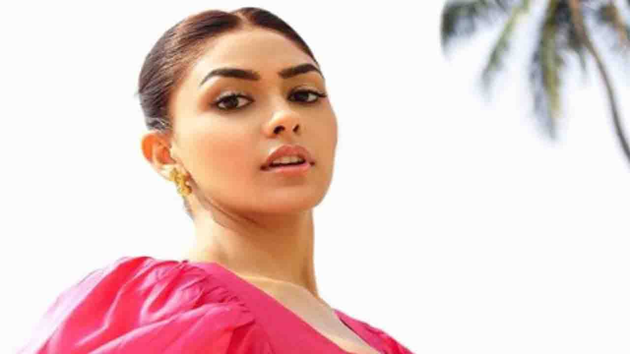 Mrunal Thakur: বাড়ি ফিরে কাঁদতাম, ছাড়তে চেয়েছিলাম বলিউড, কী এমন ঘটেছিল ম্রুণালের সঙ্গে?