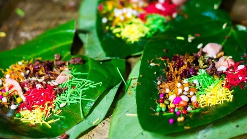 পান: বেনারসের আরেকটি জনপ্রিয় খাবার হল পান। বেনারসের পানের স্বাদ আপনি পৃথিবীর কোনও প্রান্তে খুঁজে পাবেন না। আর বেনারস গিয়ে সেখানকার মিষ্টি পান না খেলে অনেক কিছুই অপূর্ণ থেকে যাবে। 