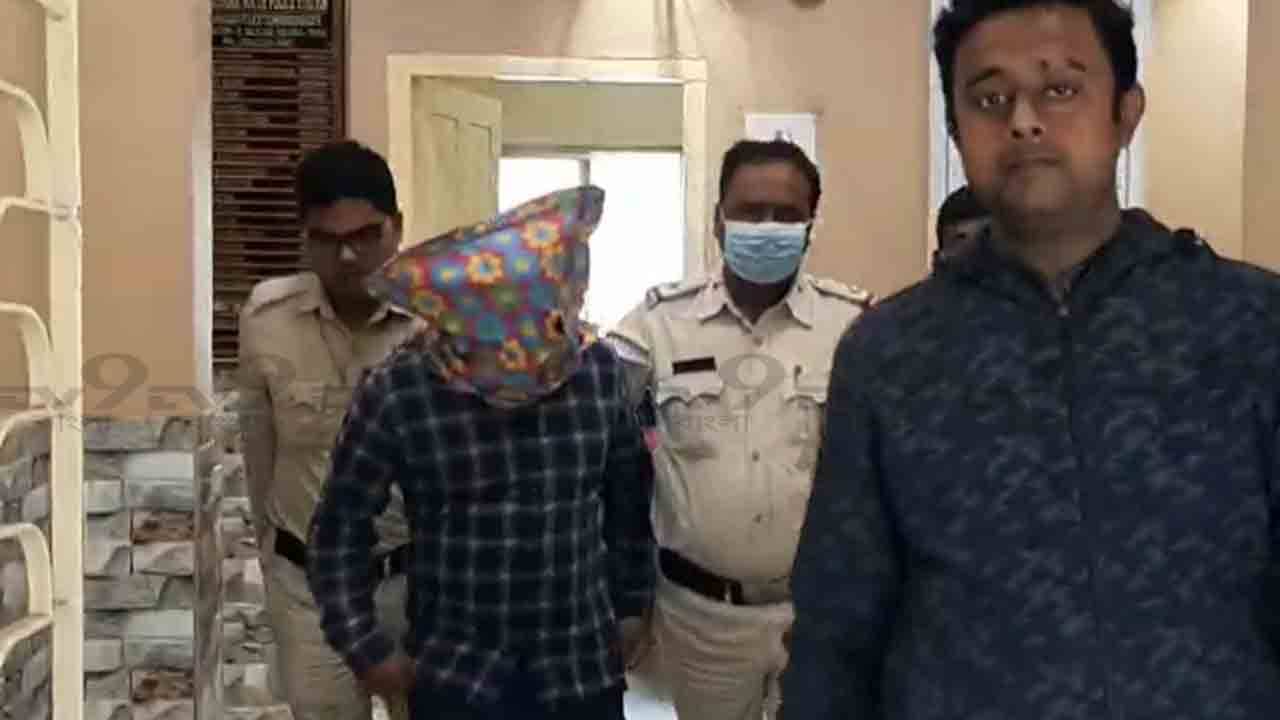 Fraud Case: বন্ধ জীবন বিমা পলিসি চালু করে দেওয়ার নামে লক্ষ লক্ষ টাকার প্রতারণা