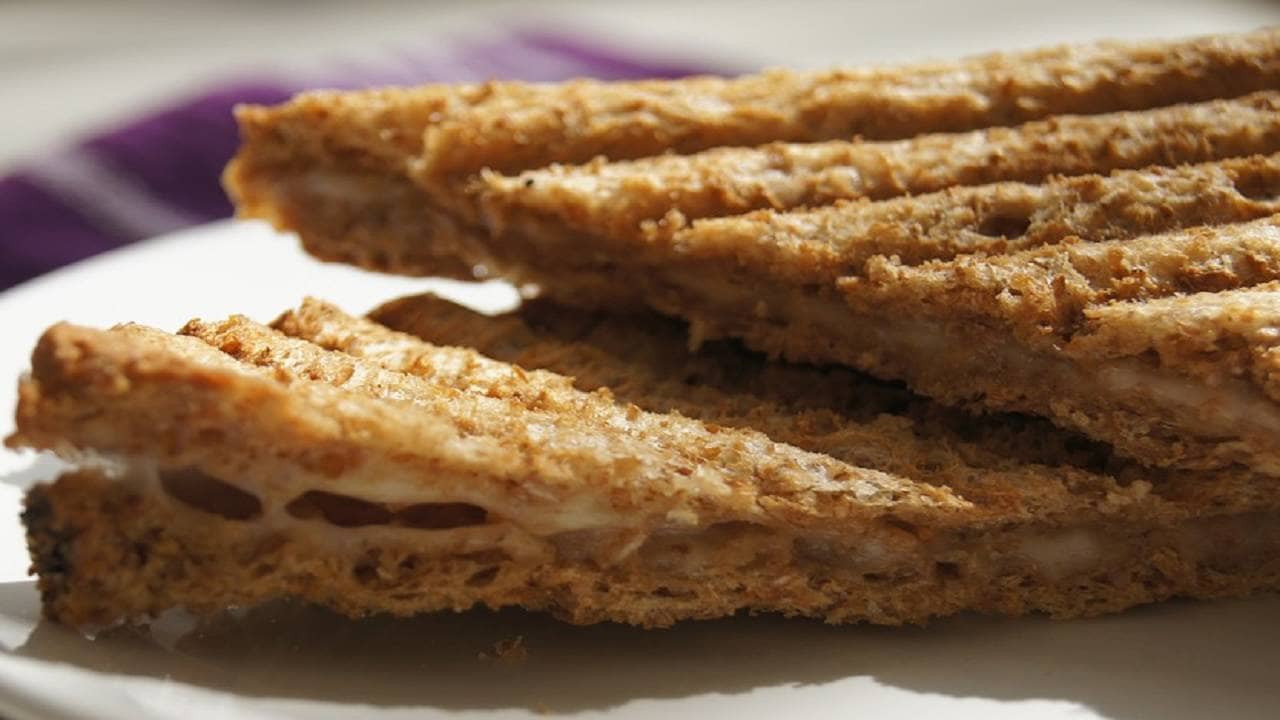 Chicken Sandwich recipe: বাটার চিকেন পছন্দ? এবার ব্রেকফাস্টেই বানিয়ে নিন বাটার চিকেন স্যান্ডউইচ স্প্রেড