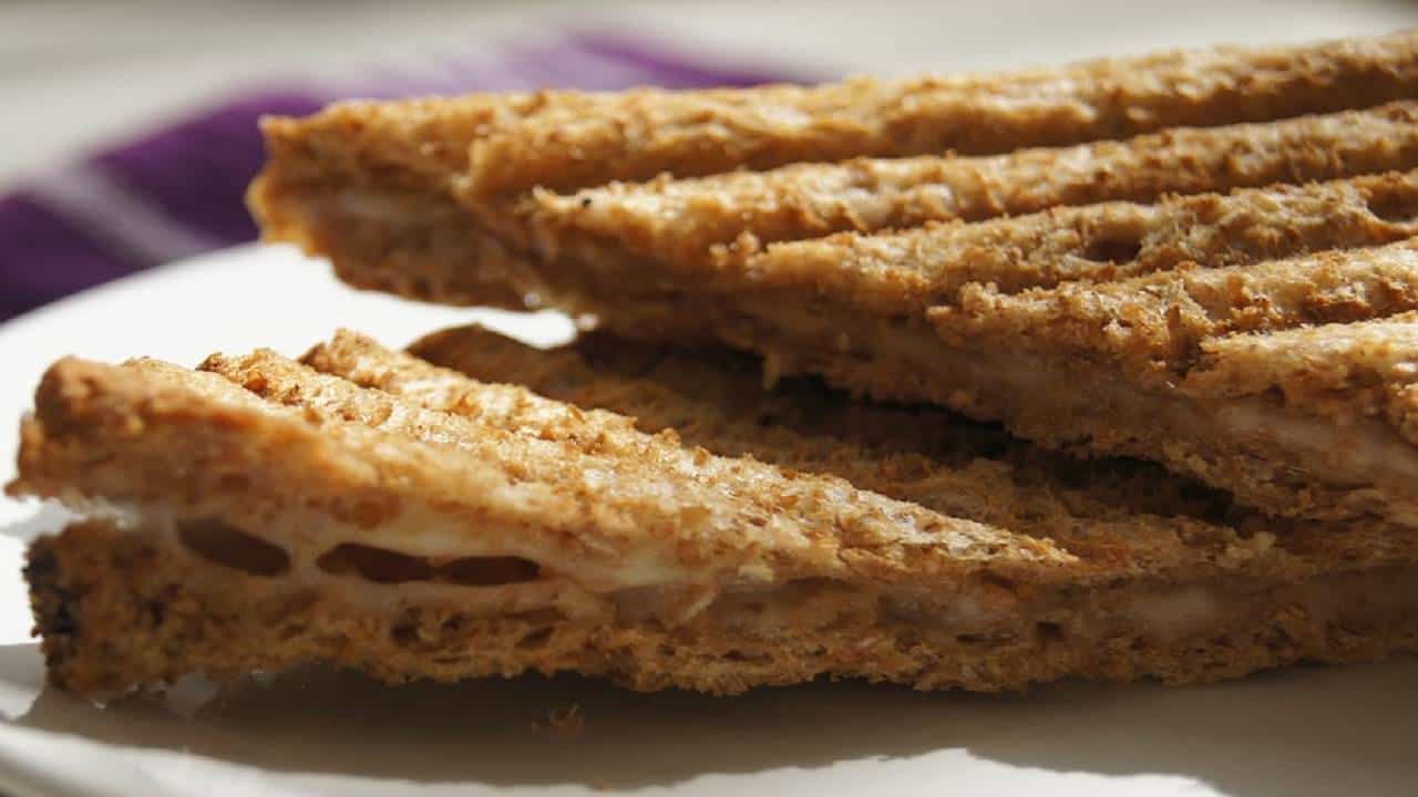 Chicken Sandwich recipe: বাটার চিকেন পছন্দ? এবার ব্রেকফাস্টেই বানিয়ে নিন বাটার চিকেন স্যান্ডউইচ স্প্রেড Chicken Sandwich recipe: বাটার চিকেন পছন্দ? এবার ব্রেকফাস্টেই বানিয়ে নিন বাটার চিকেন স্যান্ডউইচ স্প্রেড