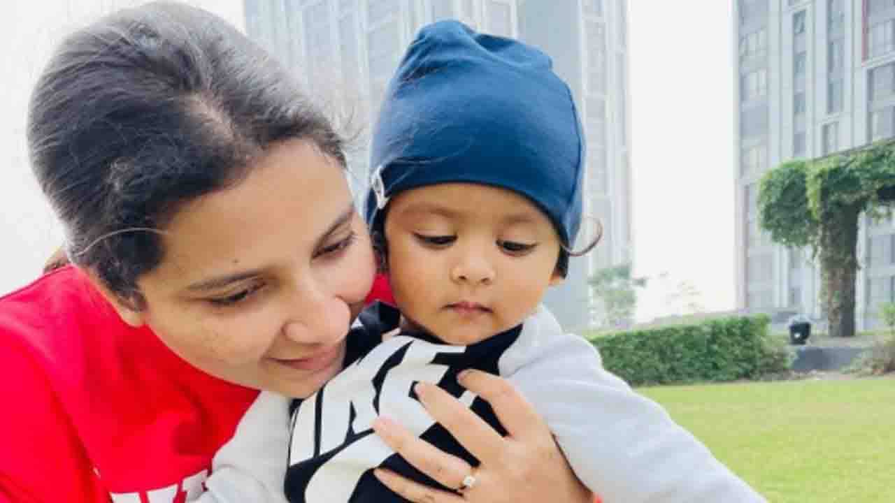 Shubhasree Ganguly: রবিবারের সকালে ছেলেকে নিয়ে কী করলেন শুভশ্রী? ভাইরাল ছবি