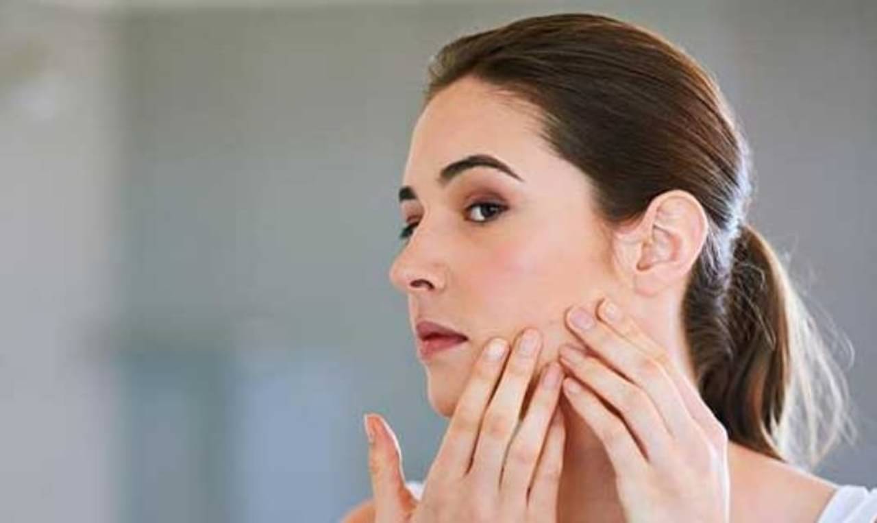 Winter Skincare Tips: শীতের দিনে শুষ্ক ত্বকেও ব্রণ হঠানোর সবচেয়ে সহজ প্রতিকার কী? জেনে নিন এখানে...