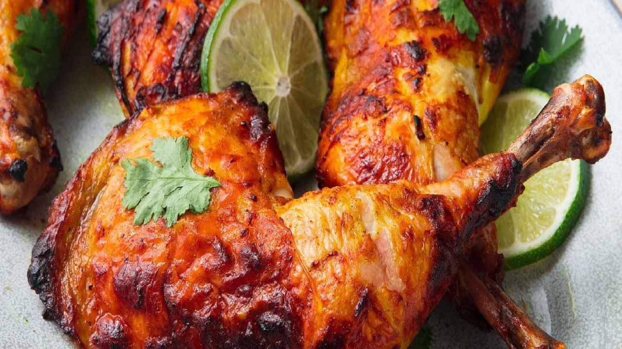 Popular tandoor dishes: বছরের শেষ দিনের ঘরোয়া পার্টিতে বানিয়ে নিন দোকানের স্টাইলের তন্দুর, তারিফ পাবেন!