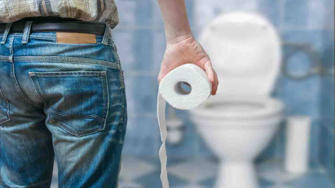 Urinary Tract Infection in Men: শুধু মহিলা নয়, পুরুষরাও আক্রান্ত হন ইউরিনারি ট্র্যাক্ট ইনফেকশনে!