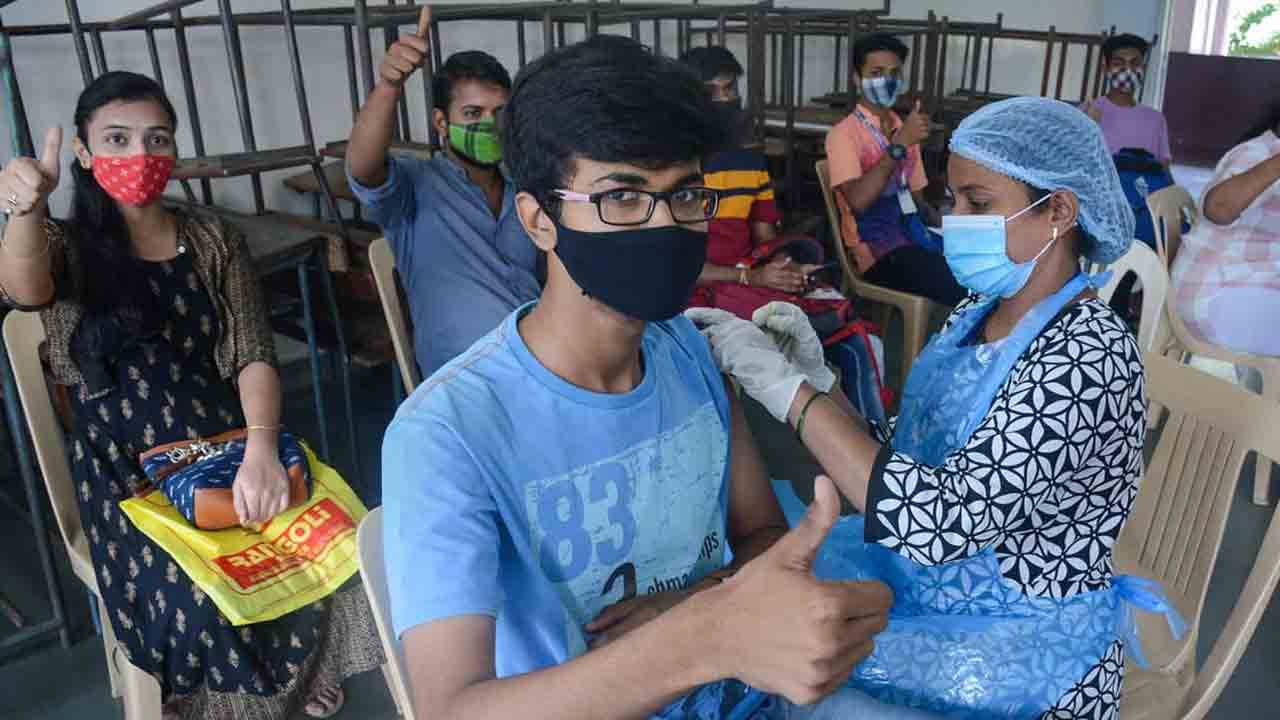 Vaccination for Teen: অপেক্ষার অবসান! আজ থেকেই শুরু ছোটদের টিকাকরণ কর্মসূচি, কতটা প্রস্তুত দেশ?