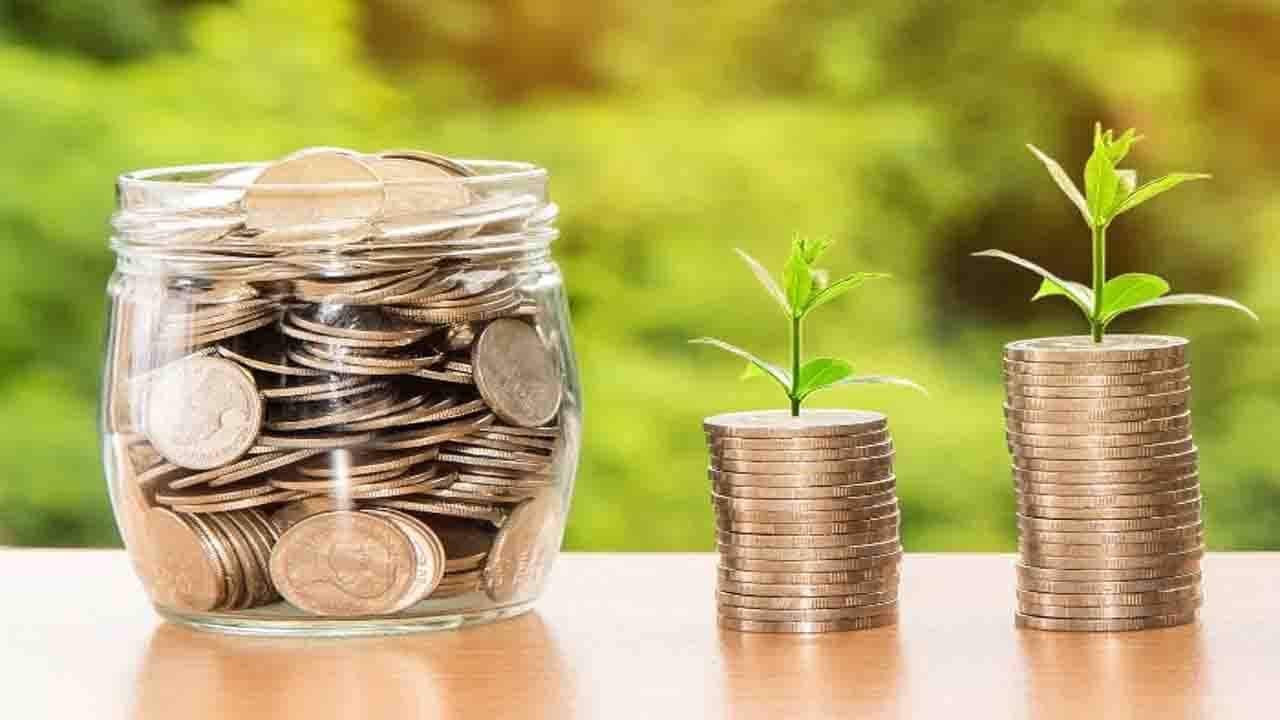 Vastu Tips: ব্যবসায় লাভের মুখ দেখতে পাচ্ছেন না? কাজের জায়গায় কী-কী পরিবর্তন আনতে হবে, জেনে নিন