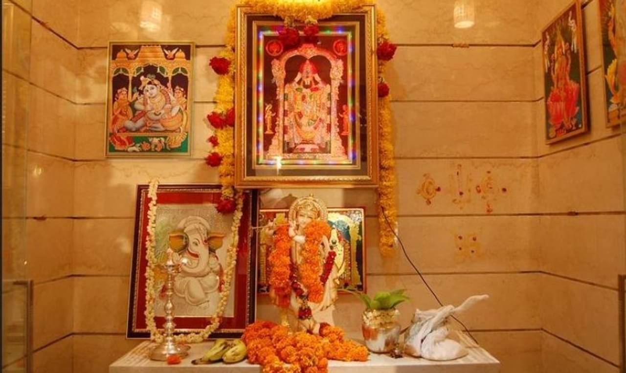 Vastu Tips: বাস্তুমতে বাড়ির কোথায় গণেশের মূর্তি রাখলে সুখ-শান্তি ফিরে আসবে, জানেন?