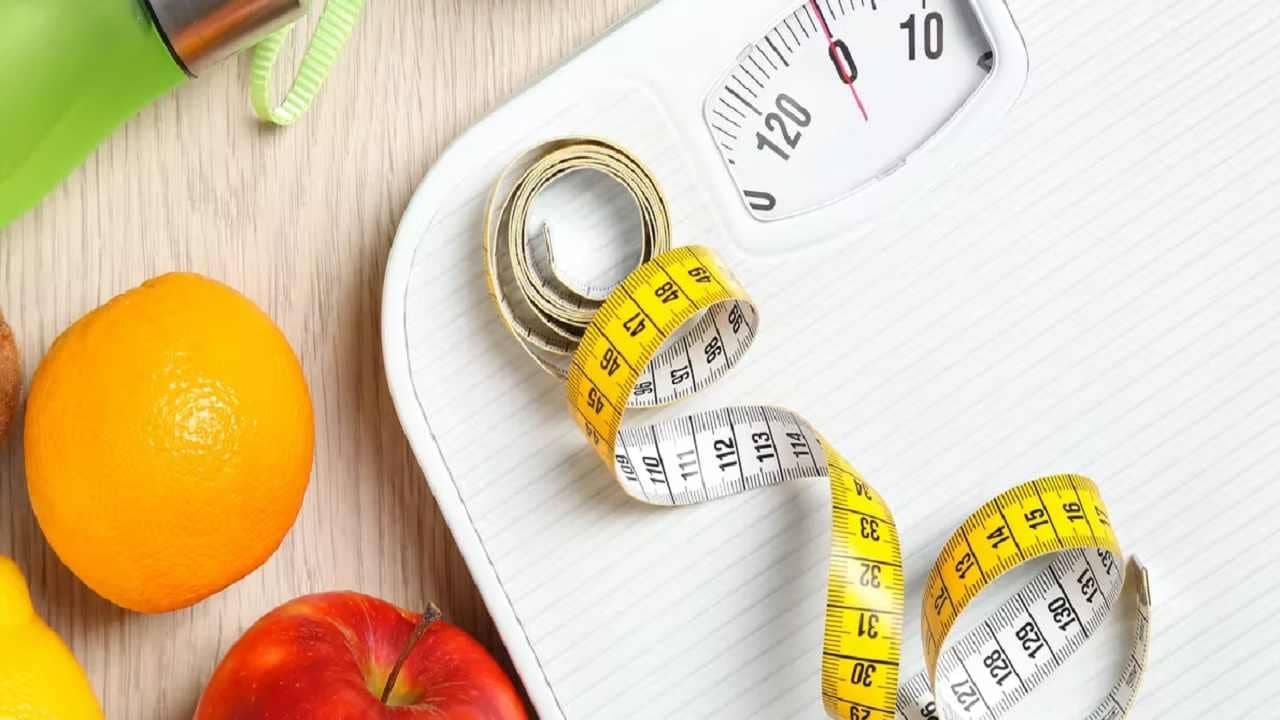 Weight loss: ডায়েট ছাড়াও কিন্তু ওজন কমে, কীভাবে? পড়ে নিন বিশেষজ্ঞের পরামর্শ