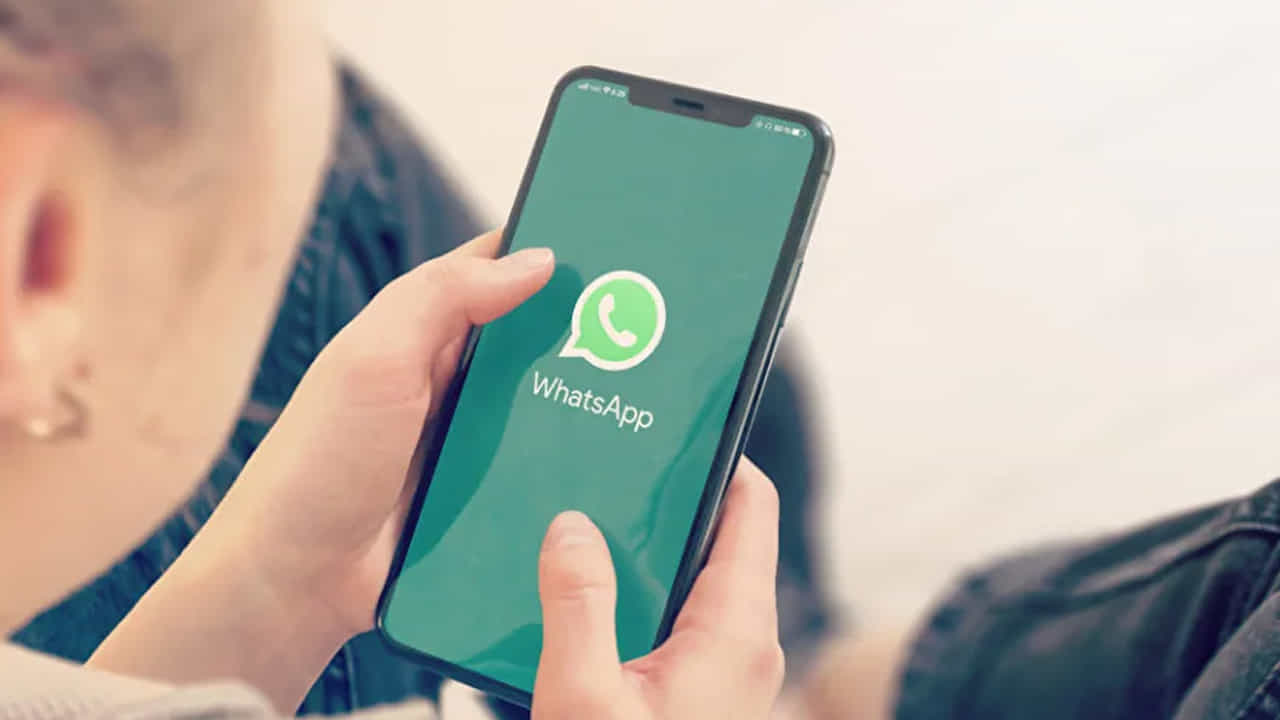 WhatsApp Tips: অজানা লোকজনের থেকে নিজের নামটাও হোয়াটসঅ্যাপে লুকিয়ে রাখতে পারেন! কী ভাবে, জেনে নিন WhatsApp Tips: অজানা লোকজনের থেকে নিজের নামটাও হোয়াটসঅ্যাপে লুকিয়ে রাখতে পারেন! কী ভাবে, জেনে নিন