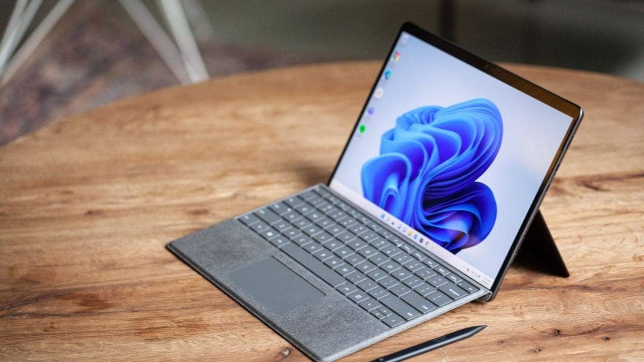 Microsoft Surface Pro 8: ১৫ ফেব্রুয়ারি থেকে ভারতে মাইক্রোসফটের নতুন ল্যাপটপের বিক্রি শুরু হবে...
