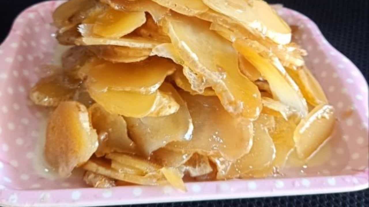 Recipe: সর্দি কাশি থেকে শুরু করে আরও নানান ধরনের রোগ থেকে মুক্তি পাওয়া যায় আদার মুরাব্বা খেলে... Recipe: সর্দি কাশি থেকে শুরু করে আরও নানান ধরনের রোগ থেকে মুক্তি পাওয়া যায় আদার মুরাব্বা খেলে...