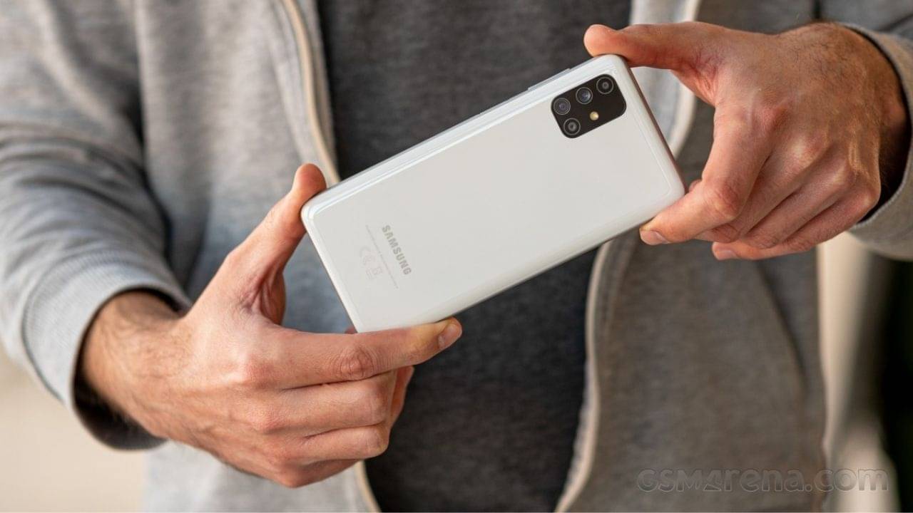 Budget Smartphones: ২০,০০০ টাকার নীচে এই ৩ টি স্মার্টফোনের ক্যামেরা নিয়ে আপনাকে ভাবতেই হবে না...