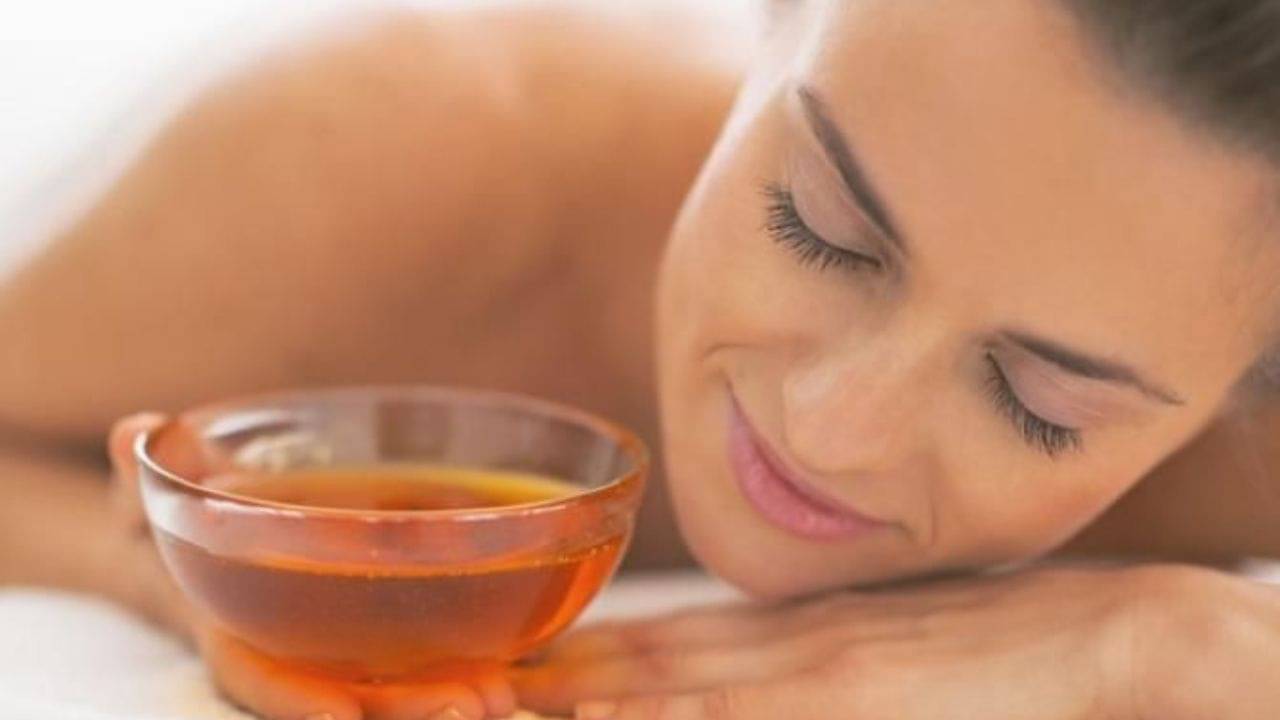 Mustard Oil on Hair: মাথার চুলে সরষের তেলের ব্যবহার করলে চুল মজবুত থাকে, আরও কিছু উপকারিতা জেনে নিন...