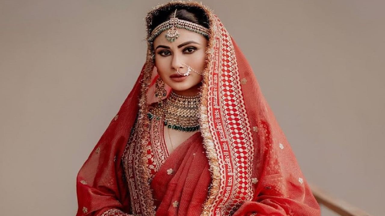 mouni roy bridal look