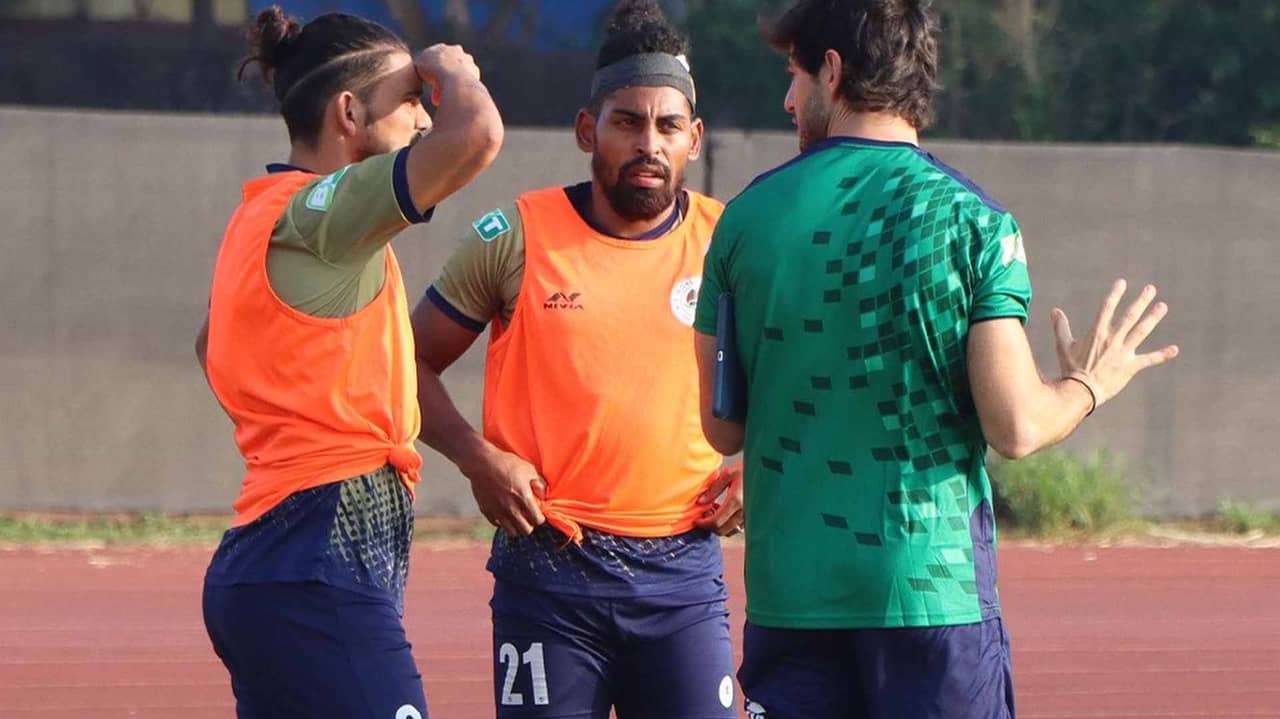 ISL 2021-22: হোটেলবন্দি জীবন কাটিয়ে মাঠে রয় কৃষ্ণারা