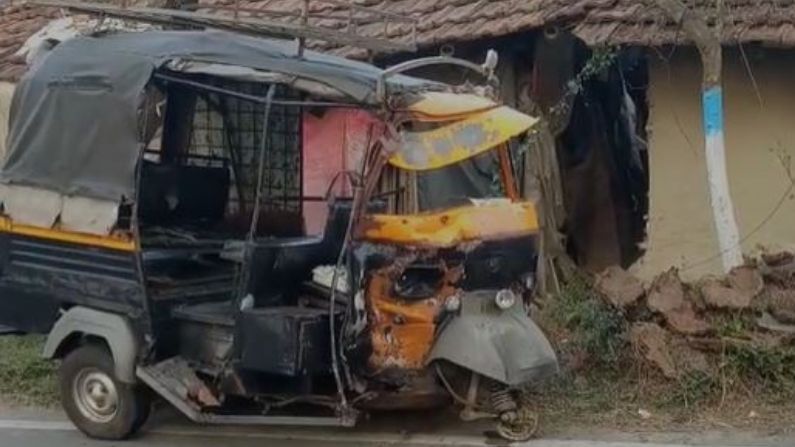 Auto Accident in South 24 pargana: জাতীয় সড়কে বিকট শব্দ, এলাকাবাসী ছুটে এসে দেখেন...