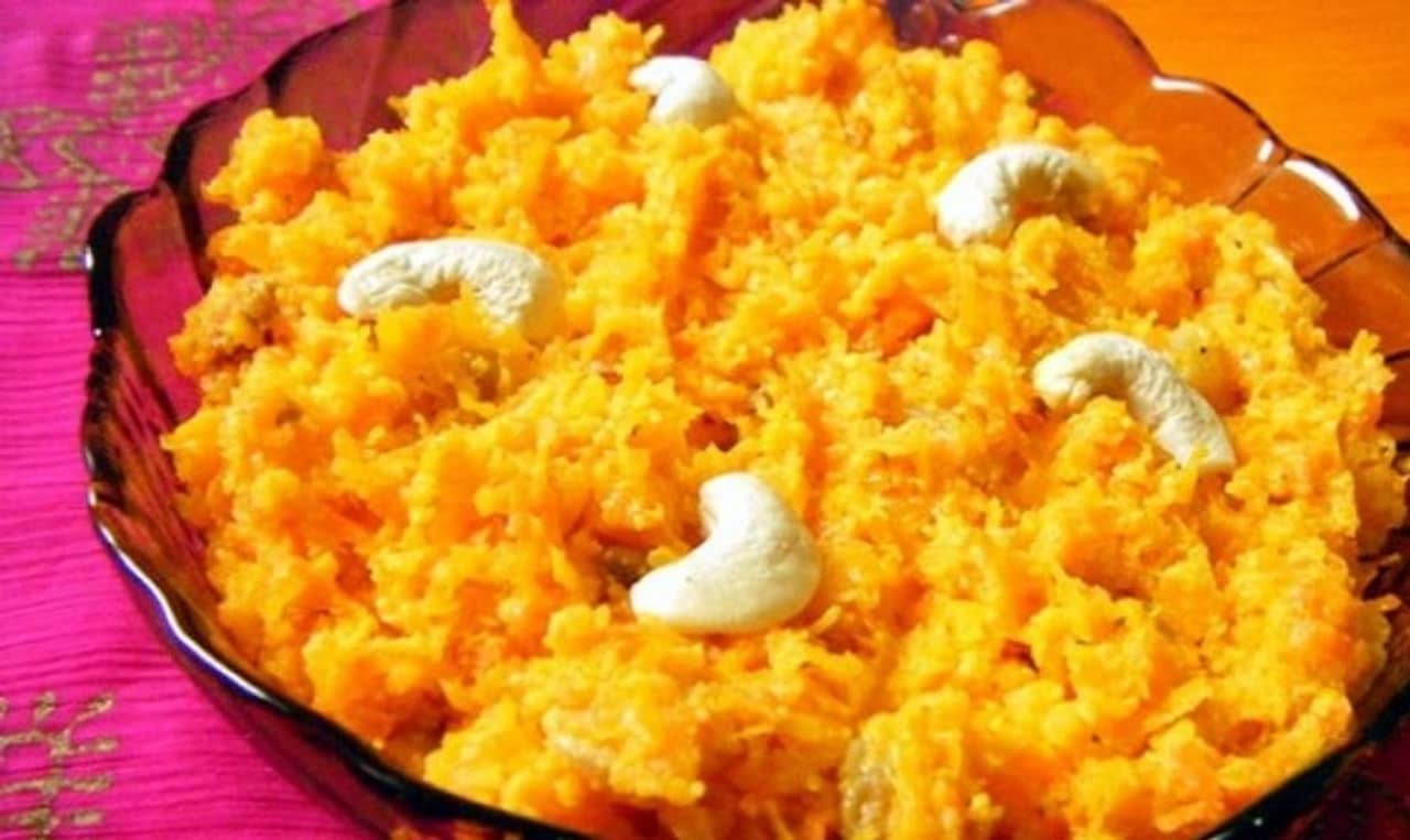 Winter Special Recipe: শীতের সময় পুষ্টিকর ও সুস্বাদু মিষ্টি খেতে চান? বাড়িতেই বানান অসাধারণ স্বাদের আন্ডে কা হালওয়া!