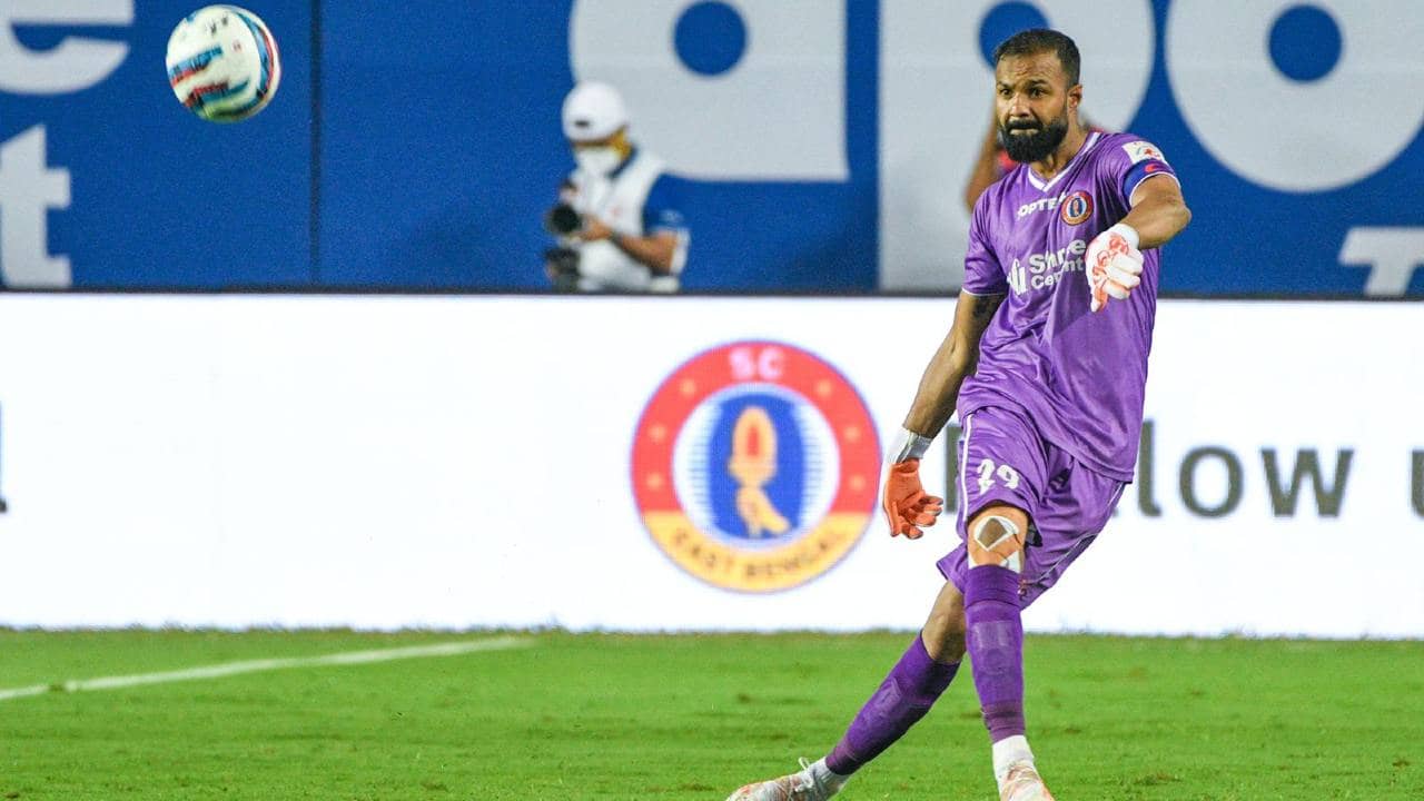 ISL 2021-22: হঠাৎ লাল-হলুদের ক্যাপ্টেন্সি ছাড়লেন অরিন্দম ভট্টাচার্য