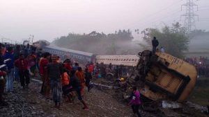 Bikaner Guwahati Express Train Accident: 'পাশেই থাকে ওরা, অনুভব করা যায়', সন্ধ্যা নামতেই দোমহনিতে এখনও তাড়া করে ফিরছে একটা শব্দ