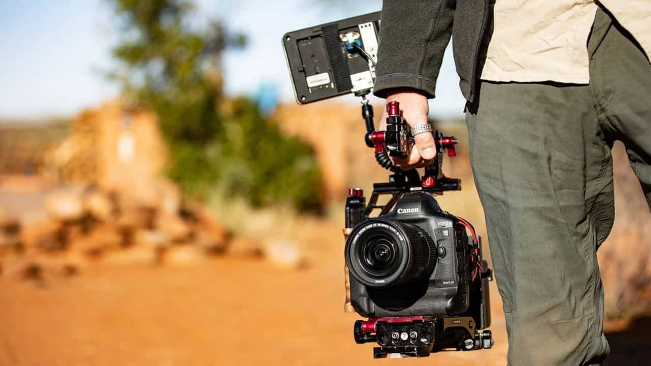 Canon DSLR: ডিএসএলআর-কে বিদায় জানাল ক্যানন! এবার মিররলেস ক্যামেরা নিয়ে আসছে এই জাপানি সংস্থা Canon DSLR: ডিএসএলআর-কে বিদায় জানাল ক্যানন! এবার মিররলেস ক্যামেরা নিয়ে আসছে এই জাপানি সংস্থা