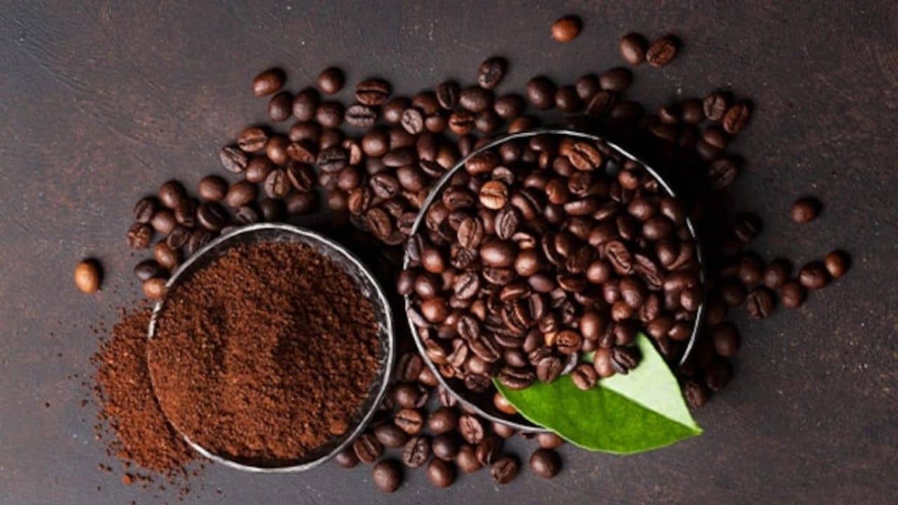 Hair Fall Problems: সব ঋতুতেই চুল পড়া বন্ধ হবে এই ম্যাজিক উপকরণ দিয়ে! থাকবে স্মুদ আর চকচকেও