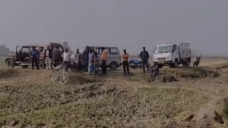 এদিন সকালে হাতিটিকে বদনগঞ্জের প্রায় ৫০কিমি দূরে আরামবাগের মলয়পুরে জমির মধ্যবর্তী একটি পুকুরের কাছে থাকতে দেখা যায়। হাতি দেখে আতঙ্ক ছড়ায় এলাকায়। যদিও ইতিমধ্যেই বনদফতরের কর্মীরা ঘটনাস্থলে পৌঁছেছে।পাশাপাশি এলাকা ঘিরে রেখেছে আরামবাগ থানার  পুলিশ কর্মীরা। 