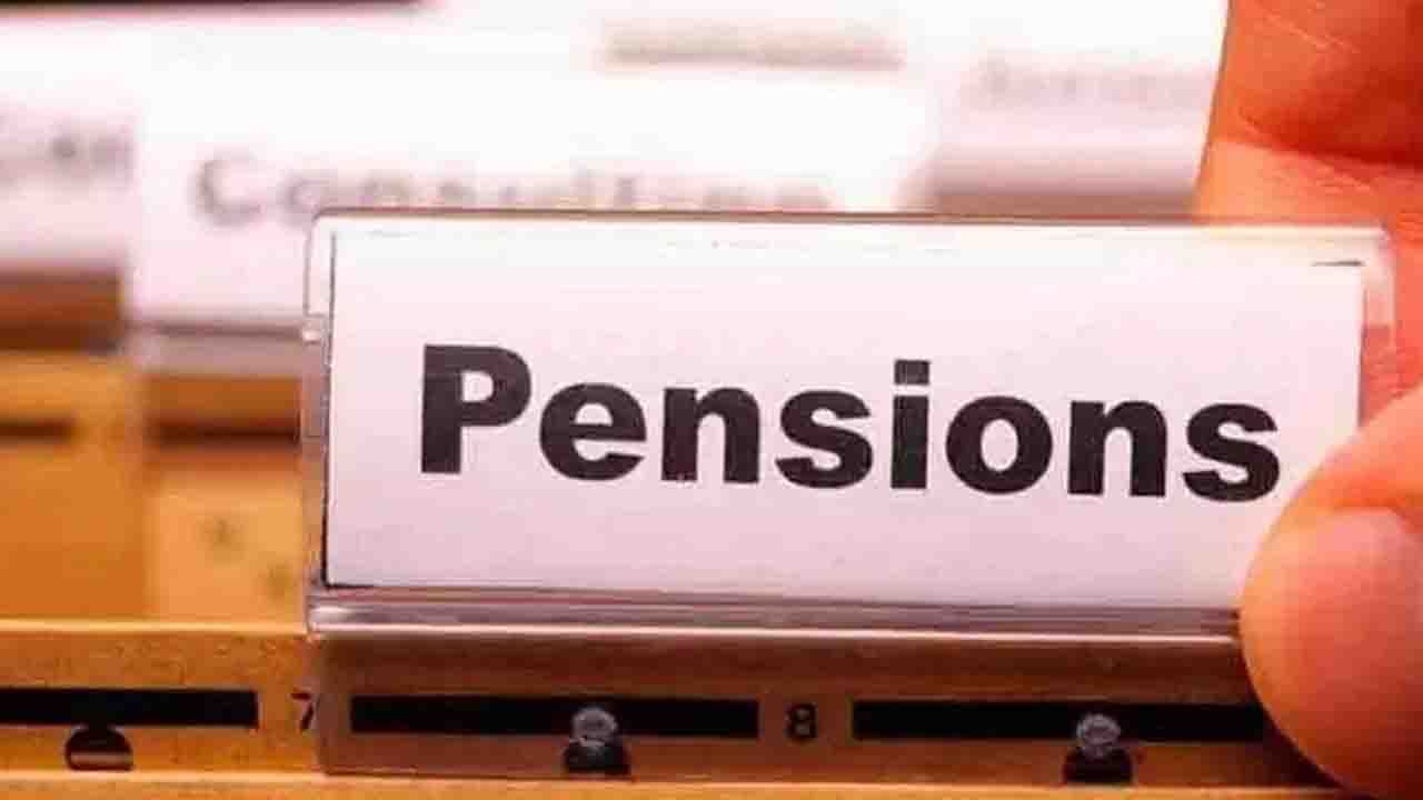 পেনশনভোগী জন্য বড় খবর, বদলালো আরও একটি নিয়ম Bengali News Jeevan