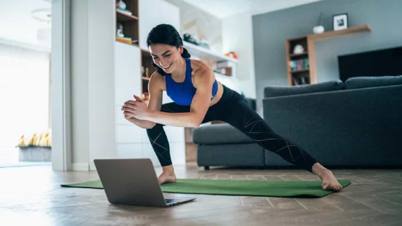 Fitness Video Games: ঘাম ঝরিয়ে ছিপছিপে গড়ন এনে দিতে পারে এই ৫ ফিটনেস ভিডিয়ো গেম! Fitness Video Games: ঘাম ঝরিয়ে ছিপছিপে গড়ন এনে দিতে পারে এই ৫ ফিটনেস ভিডিয়ো গেম!