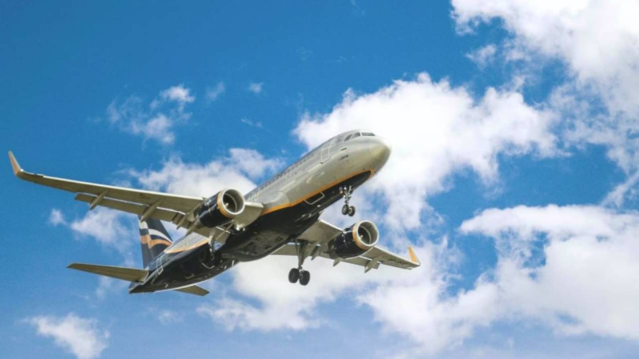 Russia-Ukraine Conflict : ইউক্রেনের পরিস্থিতি দেখে ইউটার্ন কেন্দ্রের, কোভিড নিষেধাজ্ঞা সরিয়ে আরও বাড়ানো হল বিমান