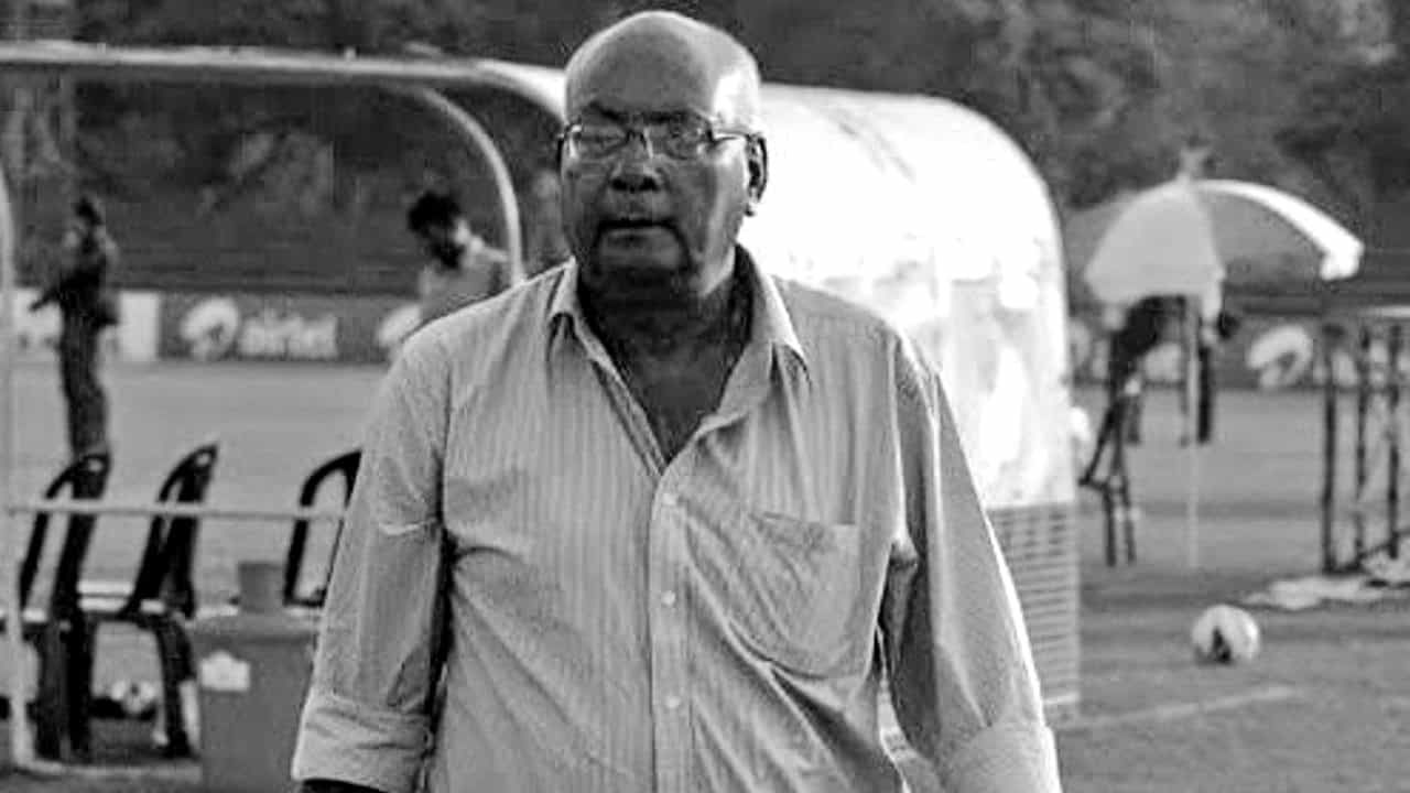 Subhash Bhowmick: ভোম্বলদার সঙ্গে অনেক স্মৃতি জড়িয়ে রয়েছে, বলছেন বাইচুং Subhash Bhowmick: ভোম্বলদার সঙ্গে অনেক স্মৃতি জড়িয়ে রয়েছে, বলছেন বাইচুং