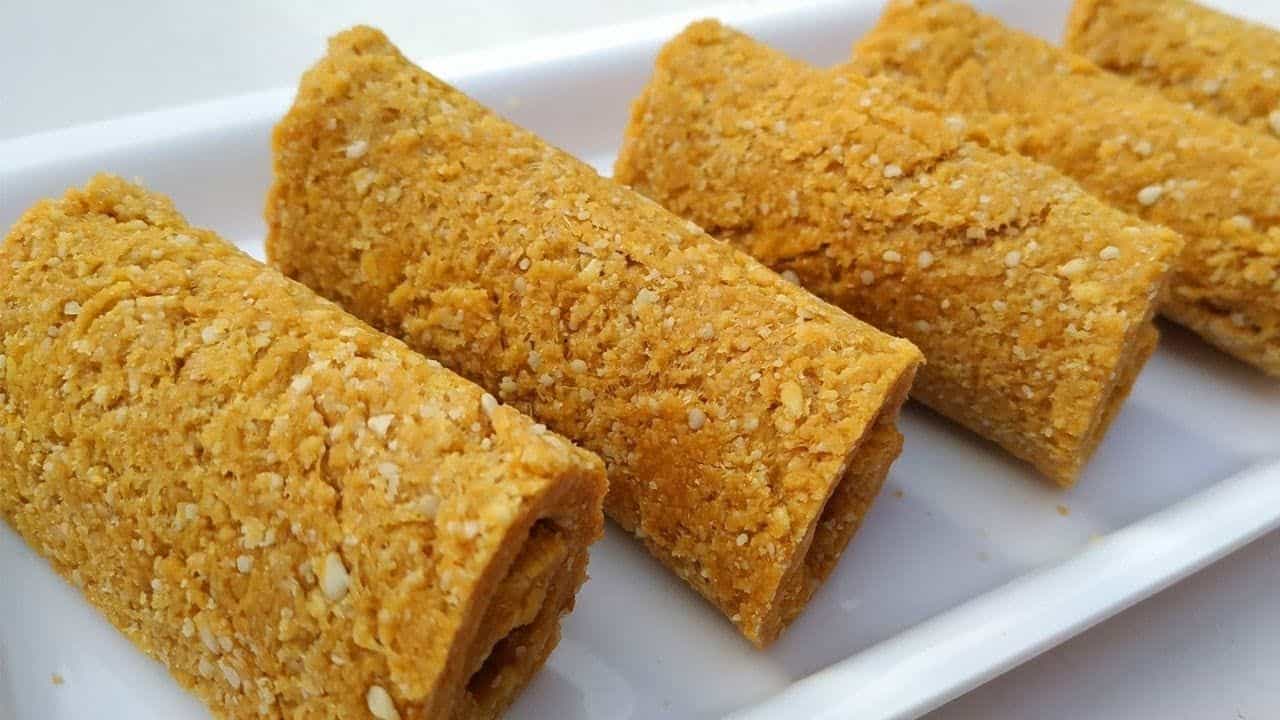 Winter Special Recipe: শীতকালে পুষ্টিগুণে সমৃদ্ধ মিষ্টি চাখতে চান? বাড়িতে বানান ঐতিহ্যবাহী ডেসার্ট 'গজক'