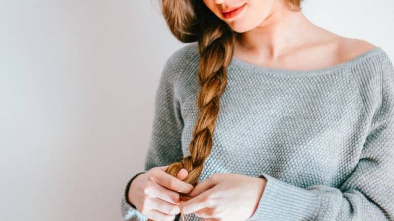 Growing Hair: শতচেষ্টা করেও চুল বৃদ্ধি হচ্ছে না! এই ৫টি কারণ জানলেই সমস্যার সমাধান পেয়ে যাবেন