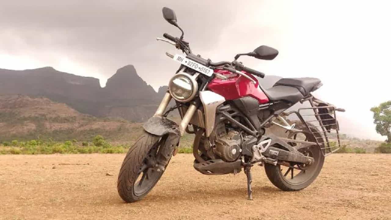 Honda CB300R 2022: হন্ডা-র নতুন সিবি৩০০আর লঞ্চ হল, দাম ২.৭৭ লাখ টাকা, ফিচার্স দেখে নিন Honda CB300R 2022: হন্ডা-র নতুন সিবি৩০০আর লঞ্চ হল, দাম ২.৭৭ লাখ টাকা, ফিচার্স দেখে নিন