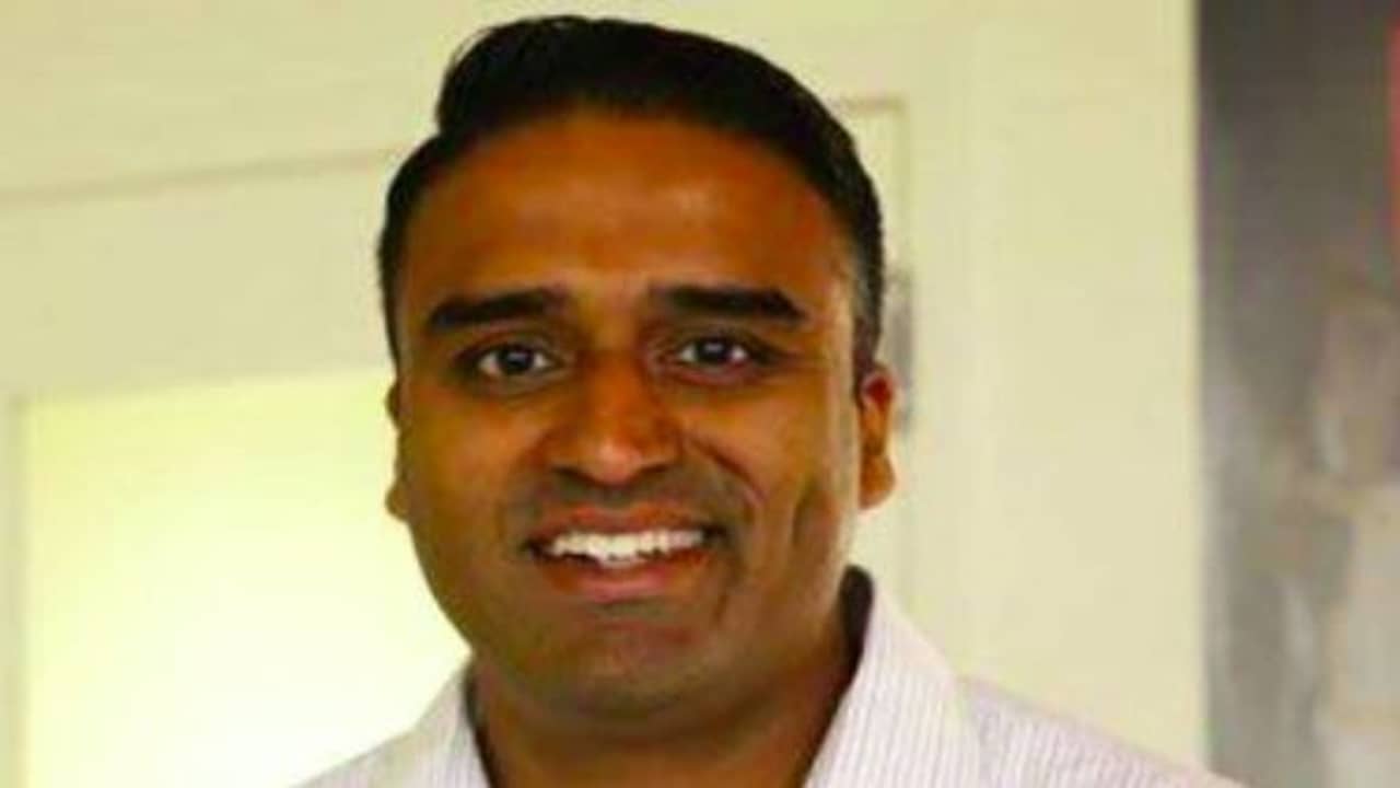 USA : আকুন্ঠ আবেগ নিয়ে হোয়াইট হাউস ছাড়লেন মিলিটারি ডিরেক্টর পদে থাকা ভারতীয় বংশোদ্ভূত