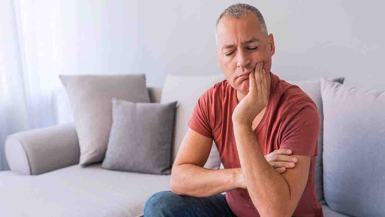 Mild Heart Attack: চোয়ালে ব্যথাও হতে পারে হার্ট অ্যাটাকের উপসর্গ! জেনে নিন এরকম একাধিক বিরল লক্ষণগুলি সম্পর্কে