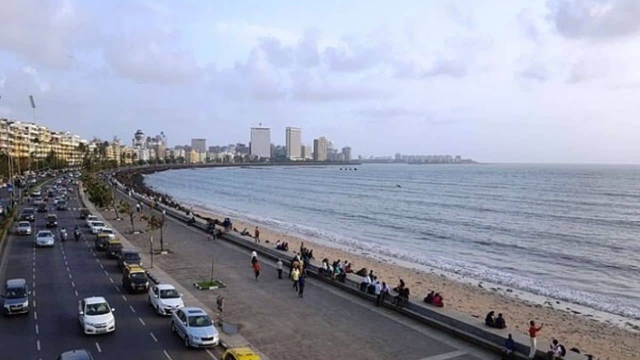 Covid in Maharashtra: ওমিক্রন আতঙ্কের মাঝেই করোনা গ্রাসে মহারাষ্ট্র প্রশাসন, ১০ মন্ত্রী, ২০ বিধায়ক আক্রান্ত