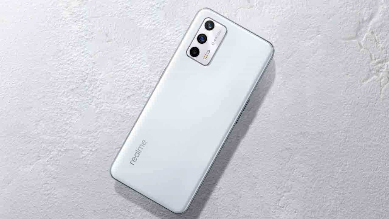 Realme GT 2 Series: অবশেষে লঞ্চ হয়েছে রিয়েলমি জিটি ২ এবং রিয়েলমি জিটি ২ প্রো, দাম কত?