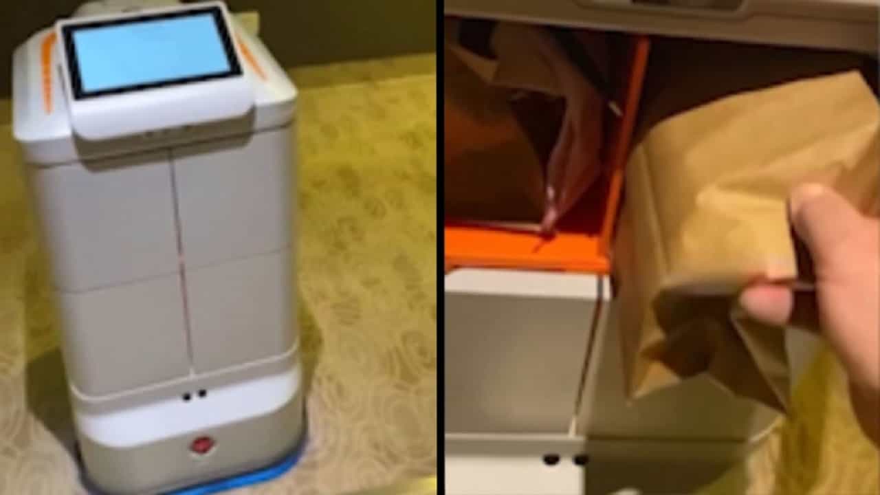 Room Service Robots: রুম সার্ভিস থেকে খাবার ডেলিভারি, শীতকালীন অলিম্পিক্সে অতিথি আপ্যায়নের দায়িত্বে রোবট-বাহিনী Room Service Robots: রুম সার্ভিস থেকে খাবার ডেলিভারি, শীতকালীন অলিম্পিক্সে অতিথি আপ্যায়নের দায়িত্বে রোবট-বাহিনী
