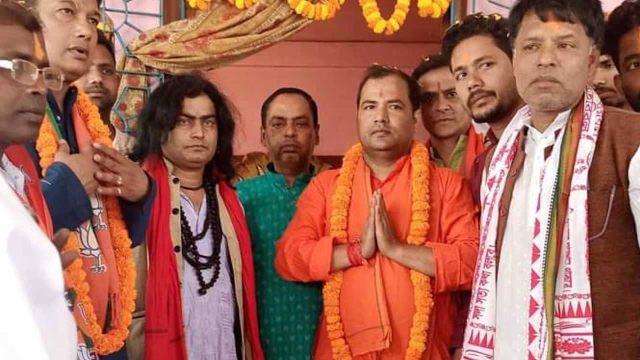 BJP MLA: ফের অস্বস্তিতে গেরুয়া শিবির, ফেসবুকে জয় শ্রীরাম লিখে রাজনৈতিক কর্মকাণ্ড থেকে অব্যাহতি ঘোষণা বিজেপি বিধায়কের!